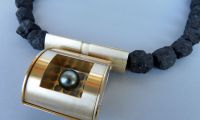 Max Wunder – Collier