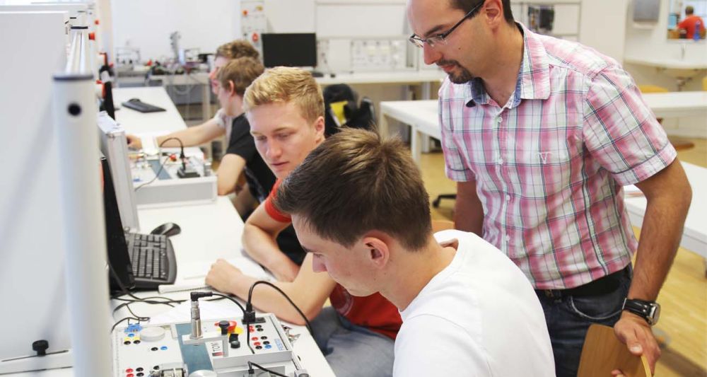 Berufsfachschule Metall / Elektro
